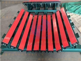 帶式給料機(jī)緩沖床 帶式給料機(jī)緩沖床