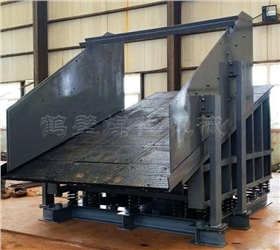 溜井振動(dòng)放礦機(jī) 溜井振動(dòng)放礦機(jī)