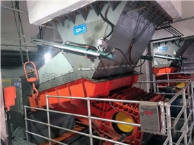 振動(dòng)給料機(jī) 振動(dòng)給料機(jī)