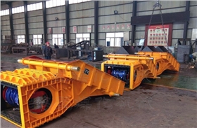 振動(dòng)給料機(jī) 振動(dòng)給料機(jī)