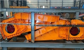 雙質(zhì)體振動給料機.png 雙質(zhì)體振動給料機.png