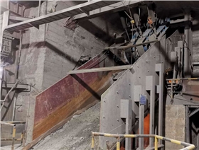 多臺(tái)板放礦機(jī).png 多臺(tái)板放礦機(jī).png