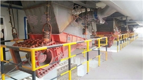 振動給料機(jī)應(yīng)用現(xiàn)場 振動給料機(jī)應(yīng)用現(xiàn)場