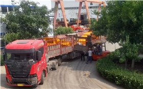 振動(dòng)給料機(jī)發(fā)貨 振動(dòng)給料機(jī)發(fā)貨