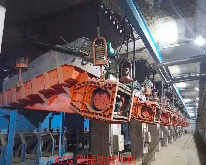 雙質(zhì)體振動(dòng)給料機(jī) 雙質(zhì)體振動(dòng)給料機(jī)