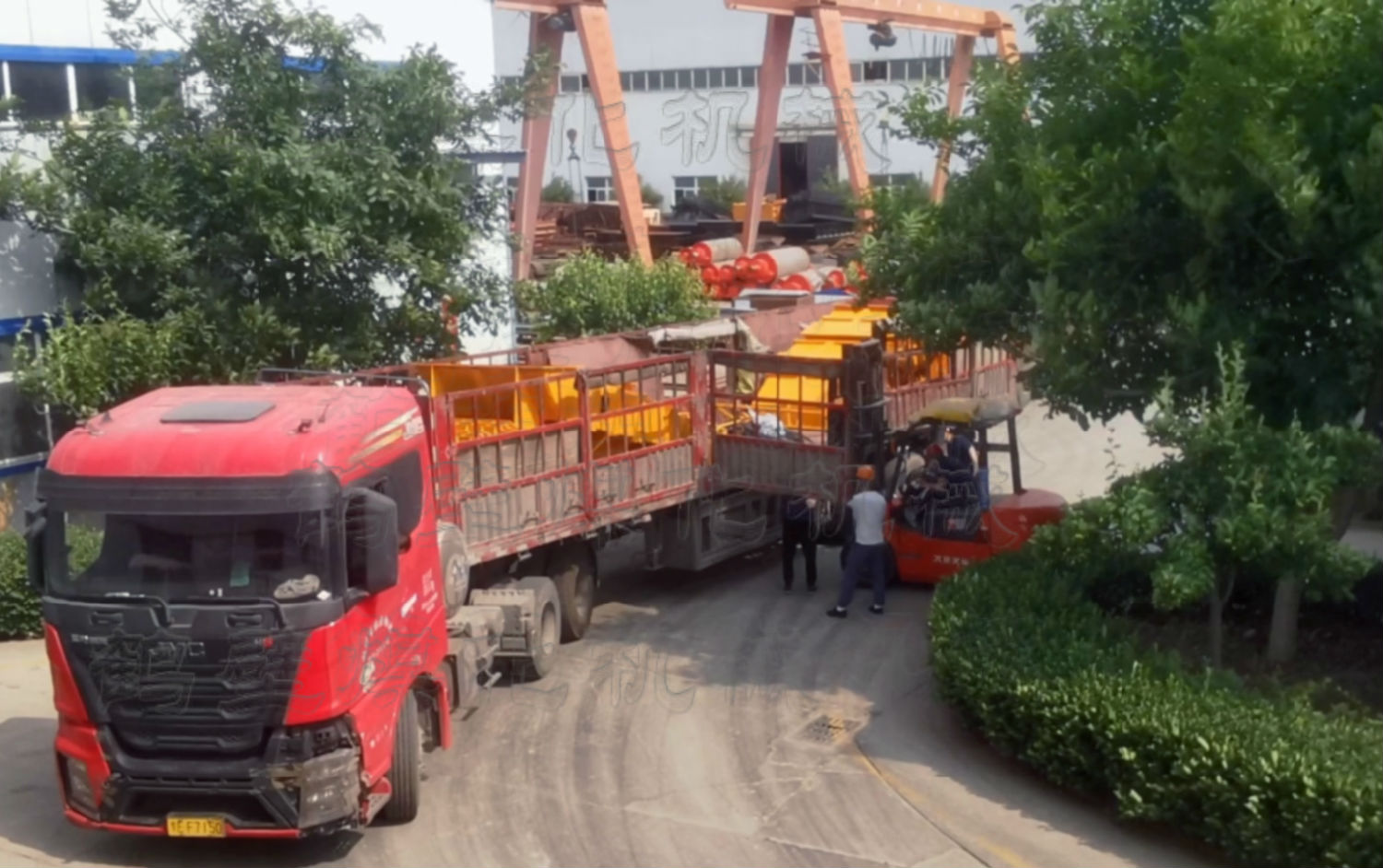 振動(dòng)給料機(jī)發(fā)貨 振動(dòng)給料機(jī)發(fā)貨