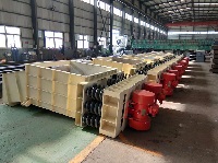 如何解決甲帶給料機(jī)堵倉(cāng)漏料維修量大難題？——鶴壁煤化機(jī)械